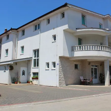 Pansion Nikica Kozina Bed & Breakfast