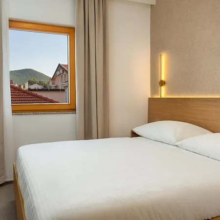 Pansion Nikica Bed & Breakfast 4*