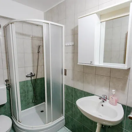 Pansion Nikica Bed & Breakfast 4*
